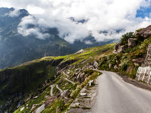 Rohtang Pass View - Manali Tour Package