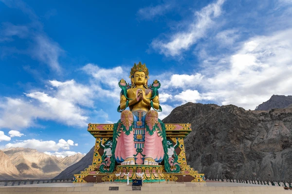 Leh Ladakh Tour With Pangong Lake